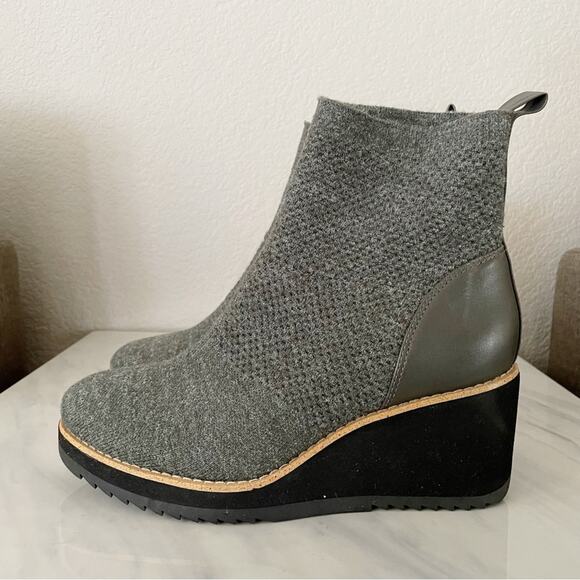 Sofft Elaina Wedge Sock Boots Gray Size 7 New - Picture 2 of 10
